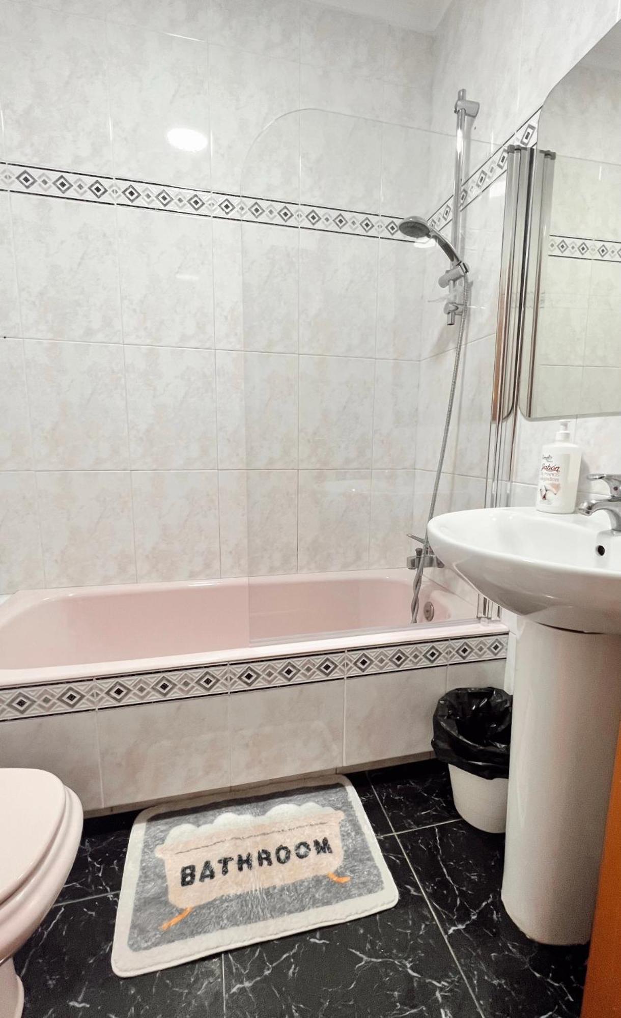 Ferrymill House - Apartamento Turistico Castro Urdiales Esterno foto